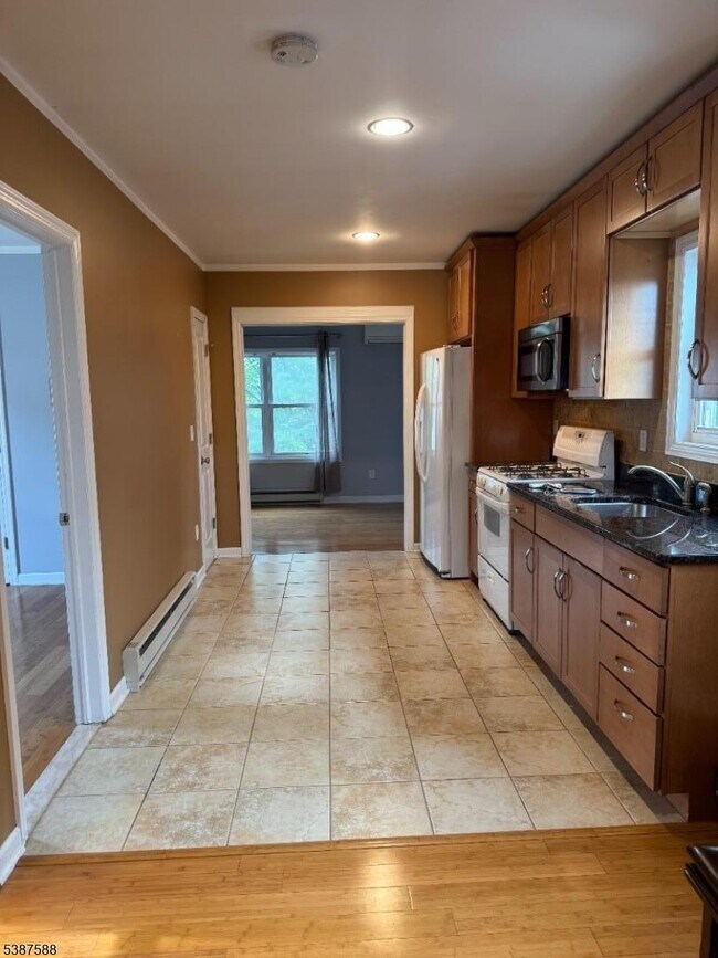 Foto del edificio - 205 Valley Brook Ave