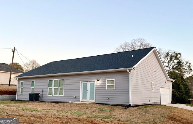 Building Photo - 3822 Rex Cir