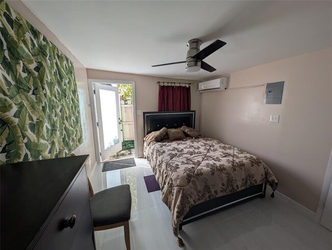 Foto del edificio - 2453 NW 73rd Ave