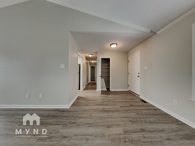 Building Photo - 123 Pay Day Ln