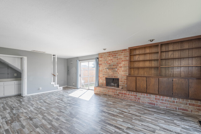 Building Photo - 3810 Quail Run Cir