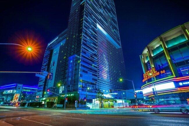 Building Photo - 900 W Olympic Blvd