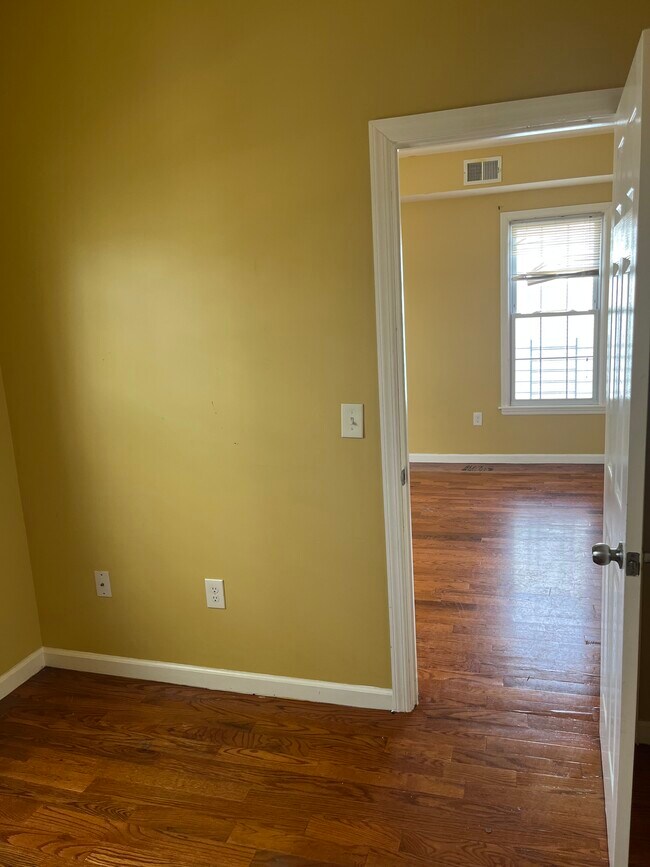Segundo piso - 69 N 13th St