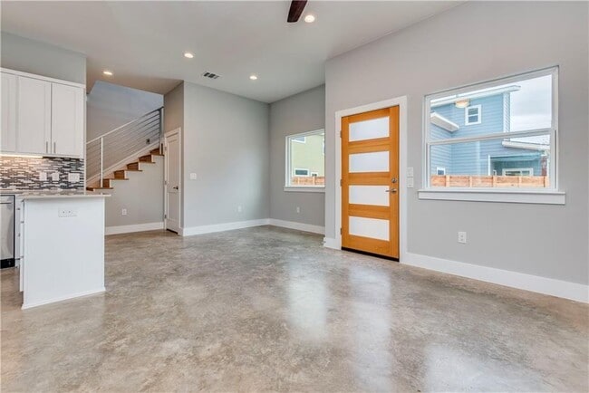 Building Photo - 6303 Santos St