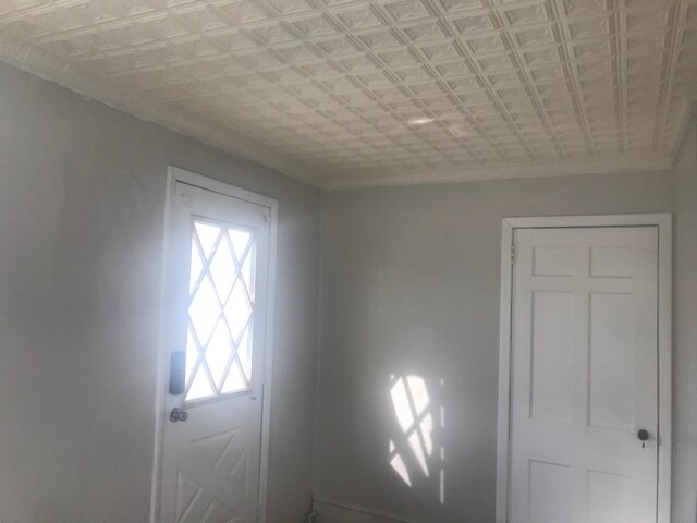Primary Photo - 21 Staples St