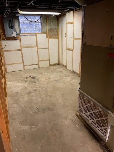 Building Photo - 10306 Runnymede Ave