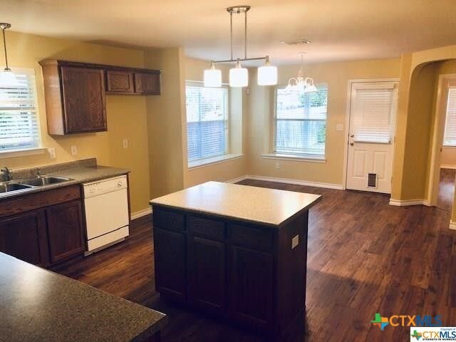 Building Photo - 244 Goliad Dr