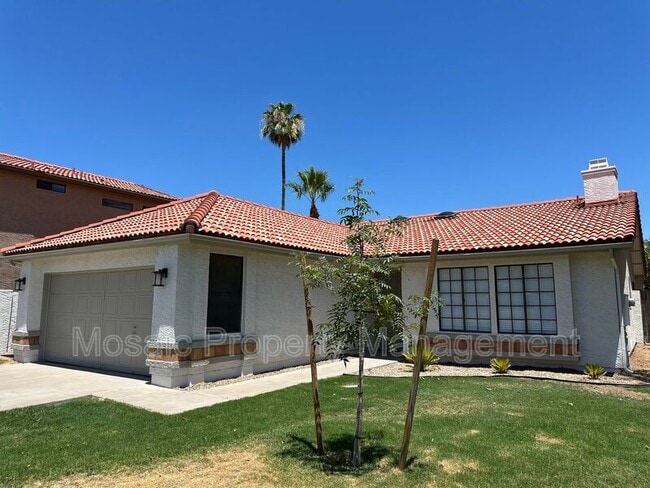Building Photo - 1232 W Sea Crest Dr