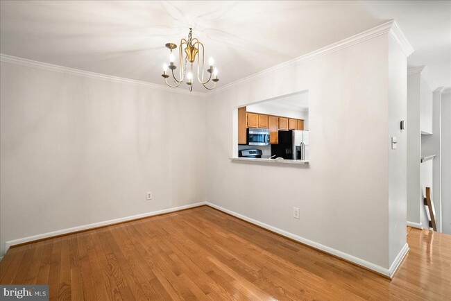 Foto del edificio - 8316 Linden Oaks Ct