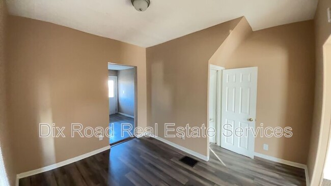 Building Photo - 1503 Smith Ave