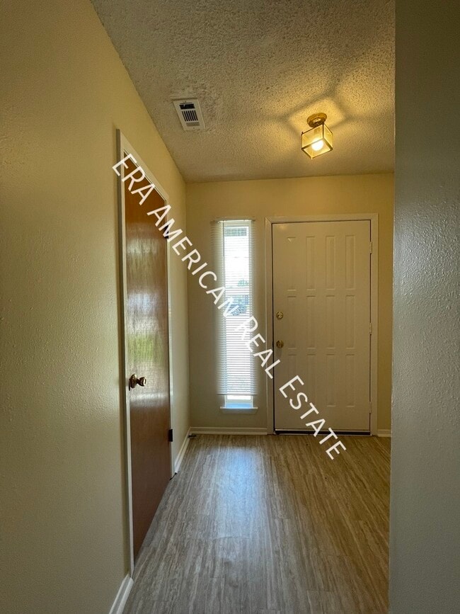 Building Photo - 419 Hollywood Blvd NW