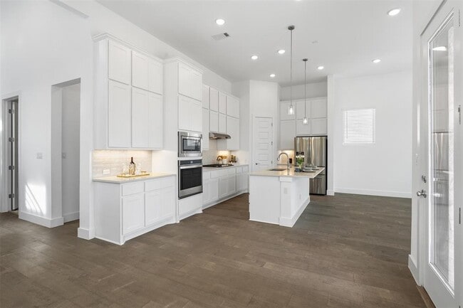 Building Photo - 1413 Kneehigh Ln