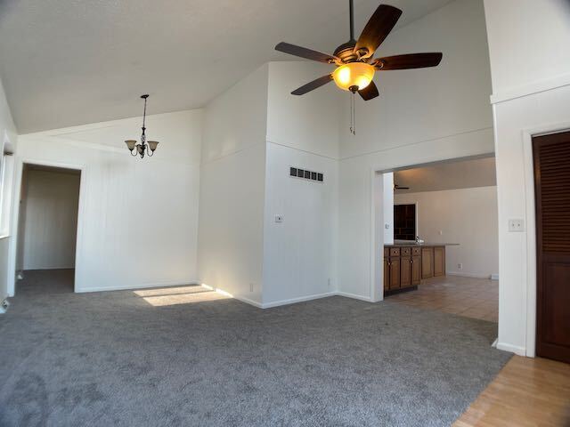 Building Photo - Duplex in Peoria Heights - River View