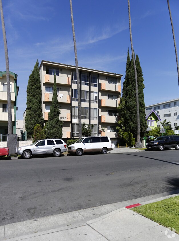 351 S St. Andrews Place - 351 S St Andrews Pl