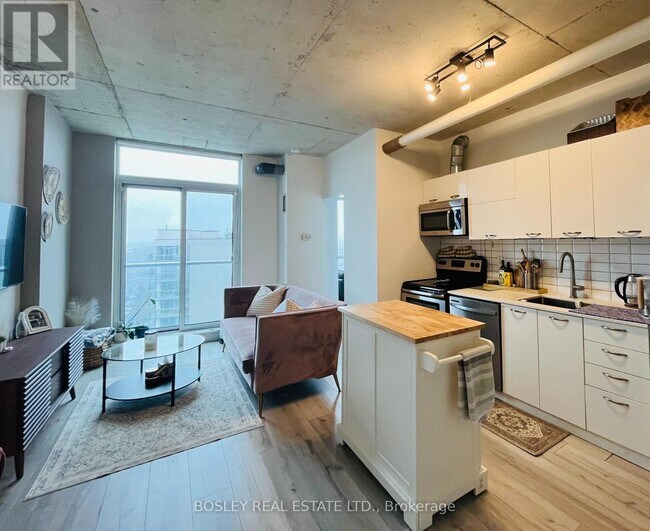 Building Photo - 150 Sudbury St