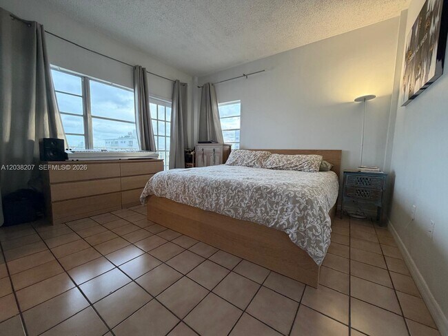 Foto del edificio - 245 18th St