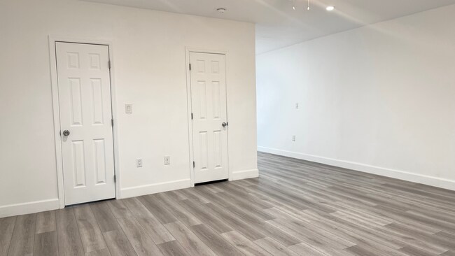 Foto del edificio - Studio 916 W 42st