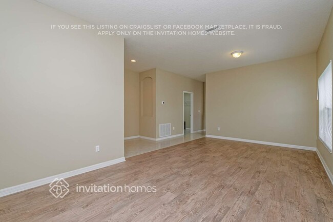 Foto del edificio - 7610 Wood Violet Dr