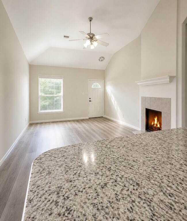 Foto del edificio - 10014 Blissfull Valley Ln