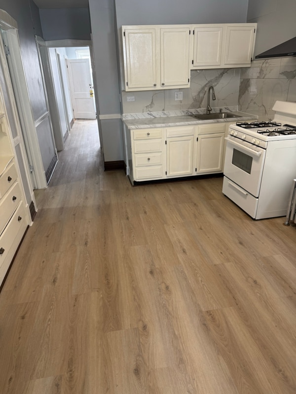 Photo - 3344 S Wood St Apartment