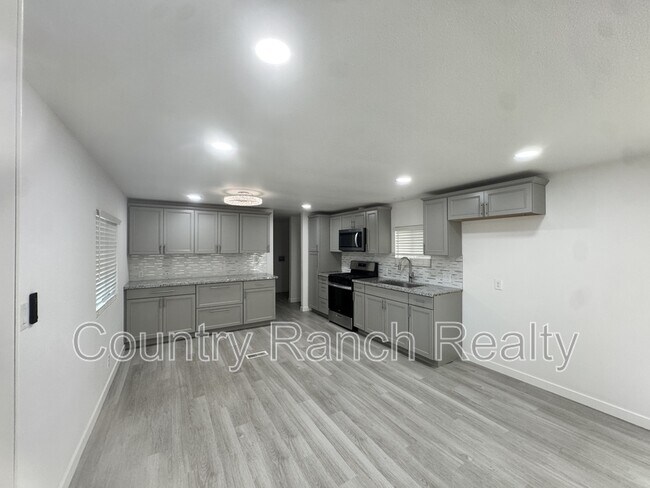 Foto del edificio - 5672 Pearl St