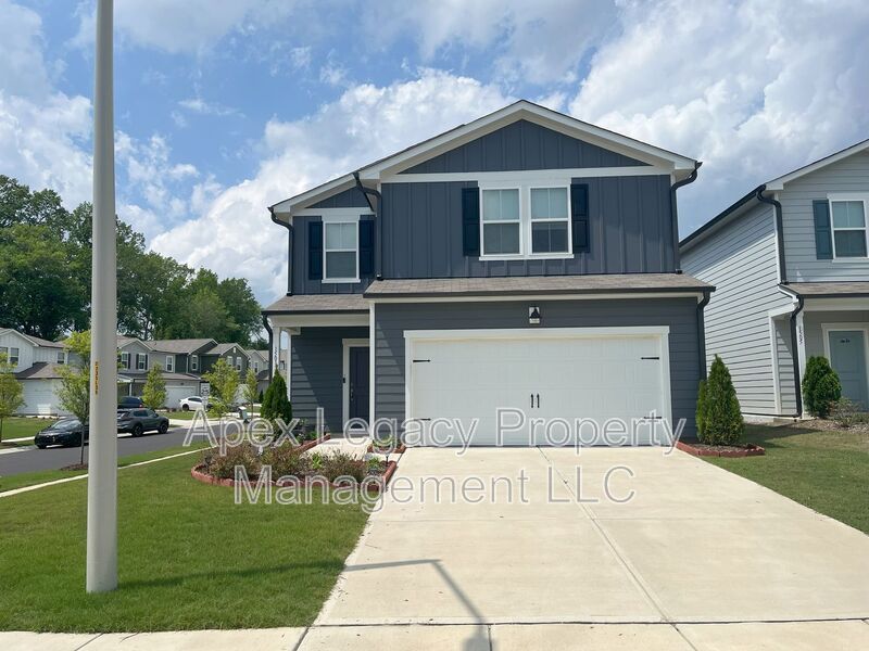 Foto principal - 1501 Rhodes Pond St