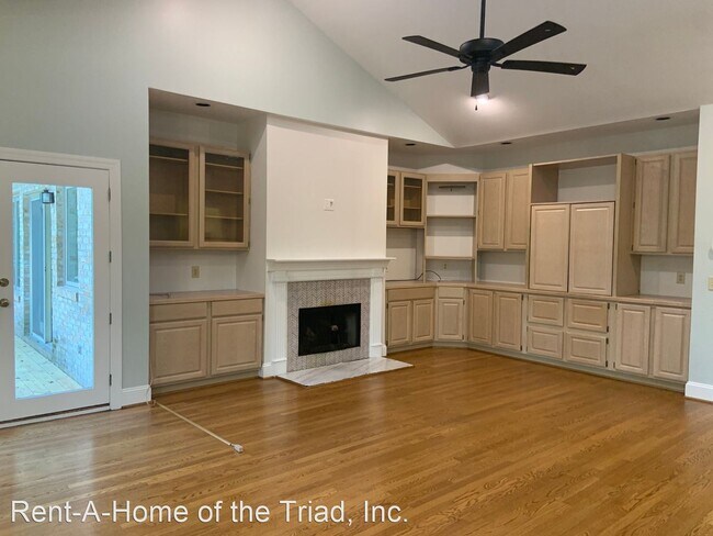 Building Photo - 3 br, 2.5 bath House - 6912 Wooden Rail Lane