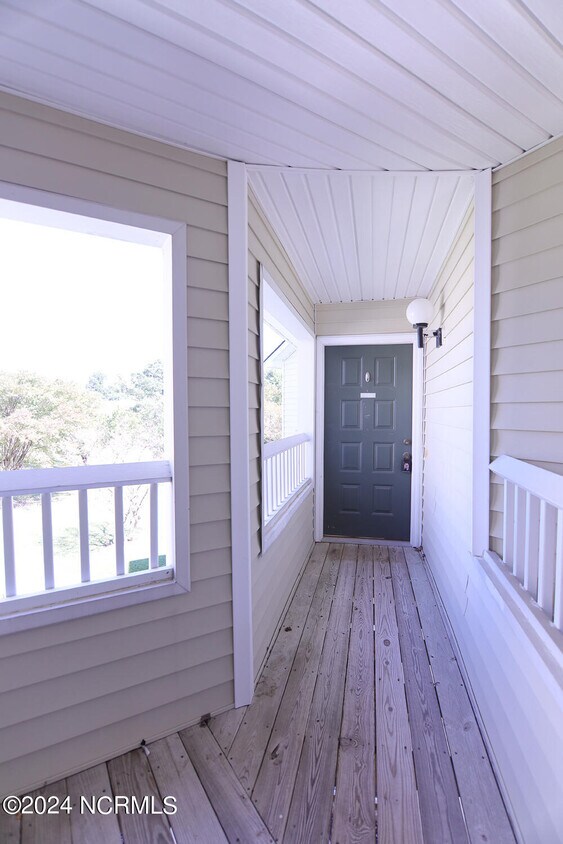 Foto del edificio - 525 Spring Forest Rd