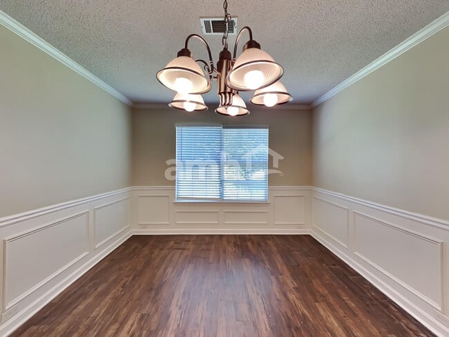 Building Photo - 240 Juliet Dr