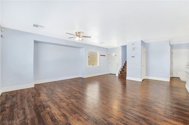 Building Photo - 367 Dogleg Dr