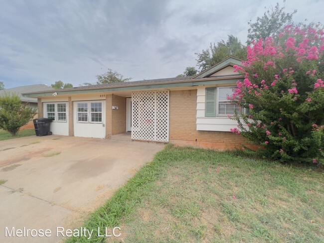 Building Photo - 3 br, 1 bath House - 820 N Gale