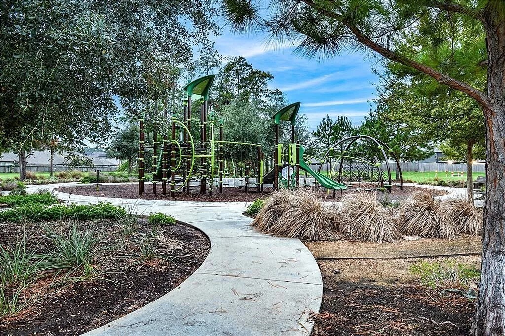 Foto del edificio - 28939 Birch Green Way