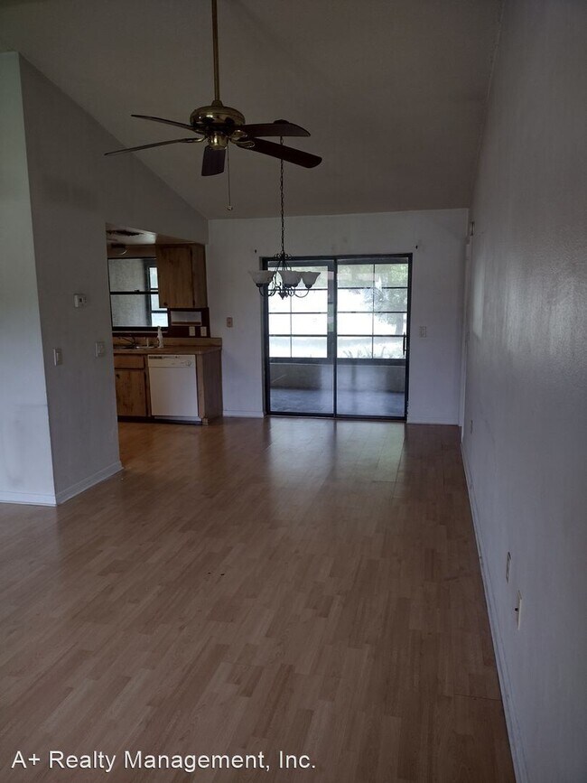 Foto del edificio - 3 br, 2 bath House - 12431 Drysdale St