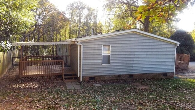 Building Photo - 363 Goldsmith Rd