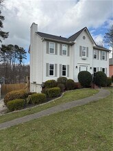 Building Photo - 2679 Foxglove Dr SW