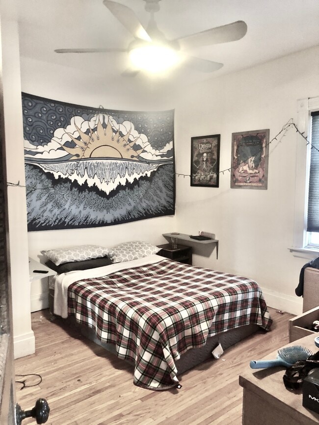 Building Photo - 24 Brantford Pl