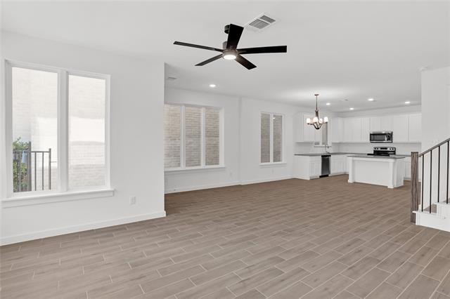 Building Photo - 312 Oakbend Dr