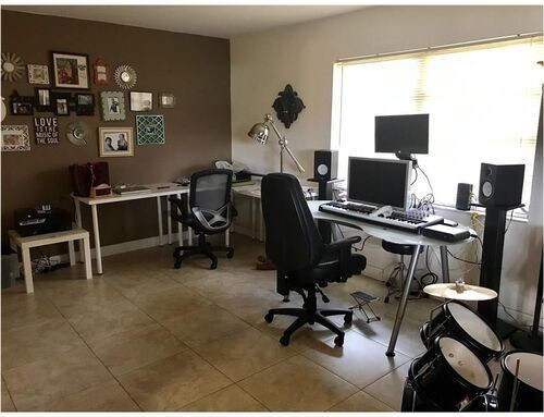 Foto del edificio - 10331 SW 20th St