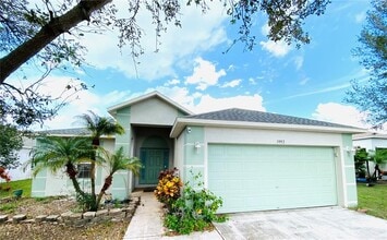 Building Photo - 3992 Warbler Dr