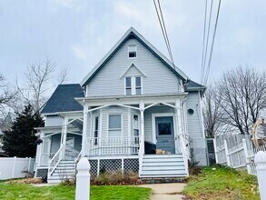 Building Photo - 159 Hamilton St