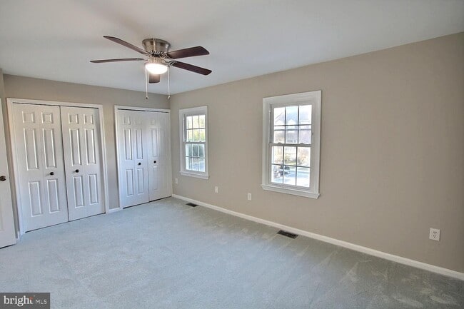 Building Photo - 2805 Mozart Dr