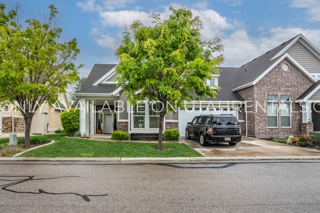 Building Photo - 1777 W Yarrow Dr