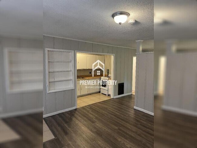 Foto del edificio - 1412 Highland Ave SE