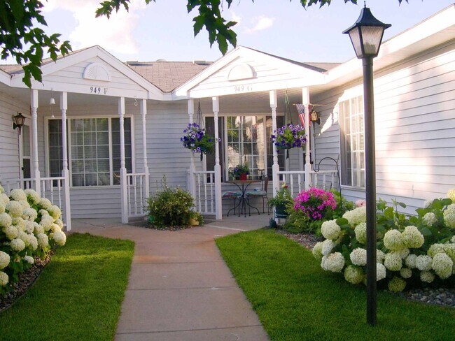 Cabañas de Vadnais Heights, Vadnais Heights, Minnesota - Cottages of Vadnais Heights