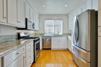 Building Photo - 4616 Hampton Falls Pl