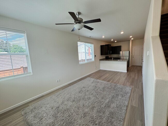 Foto del edificio - 2021 Build Northeast Portland 3 bed, 2.5 b...