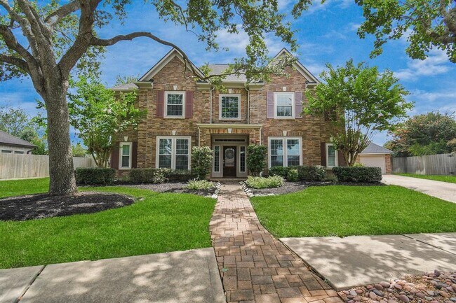 Building Photo - 1702 Sandy Lake Dr
