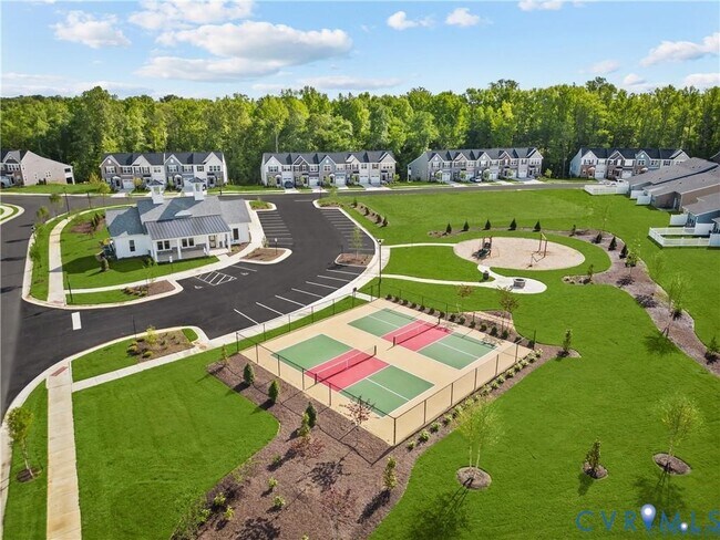 Foto del edificio - 5509 Addison Gate Dr