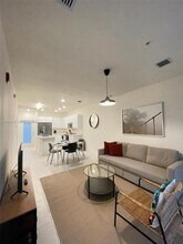 Building Photo - 8167 NW 41st St