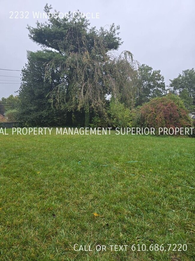 Building Photo - 2232 Windsor Cir